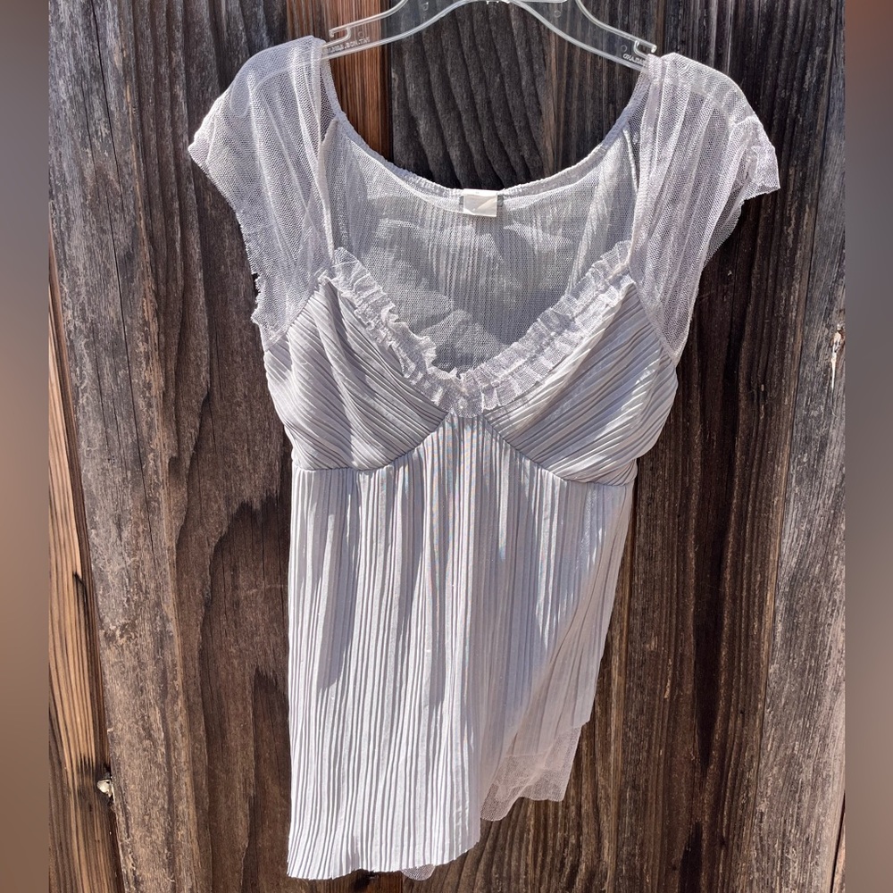 Vintage Vanity Sparkly sweetheart cut top sheer sleeves